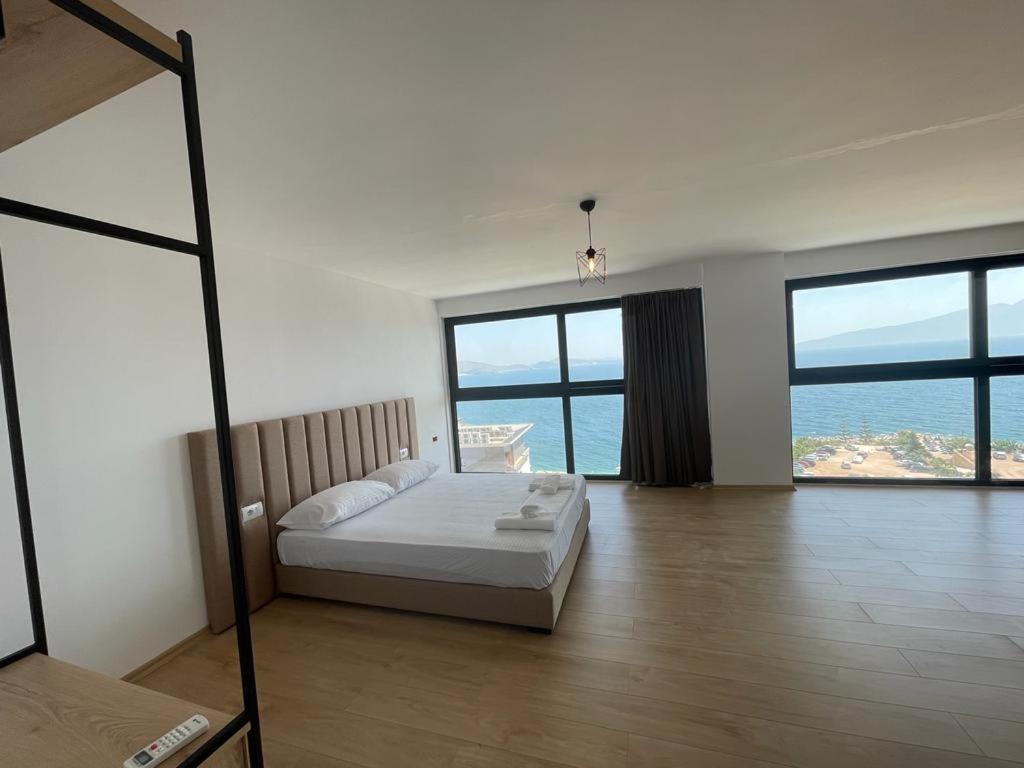 Sunrose Residences Sarandë Exterior foto